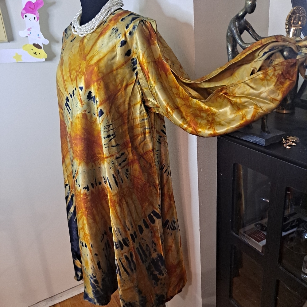Dress - Picture 4 of 8